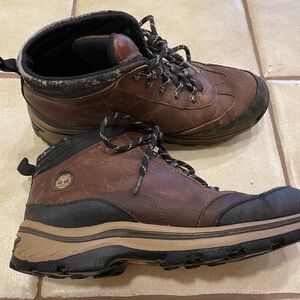 Timberland boys boots 5.5